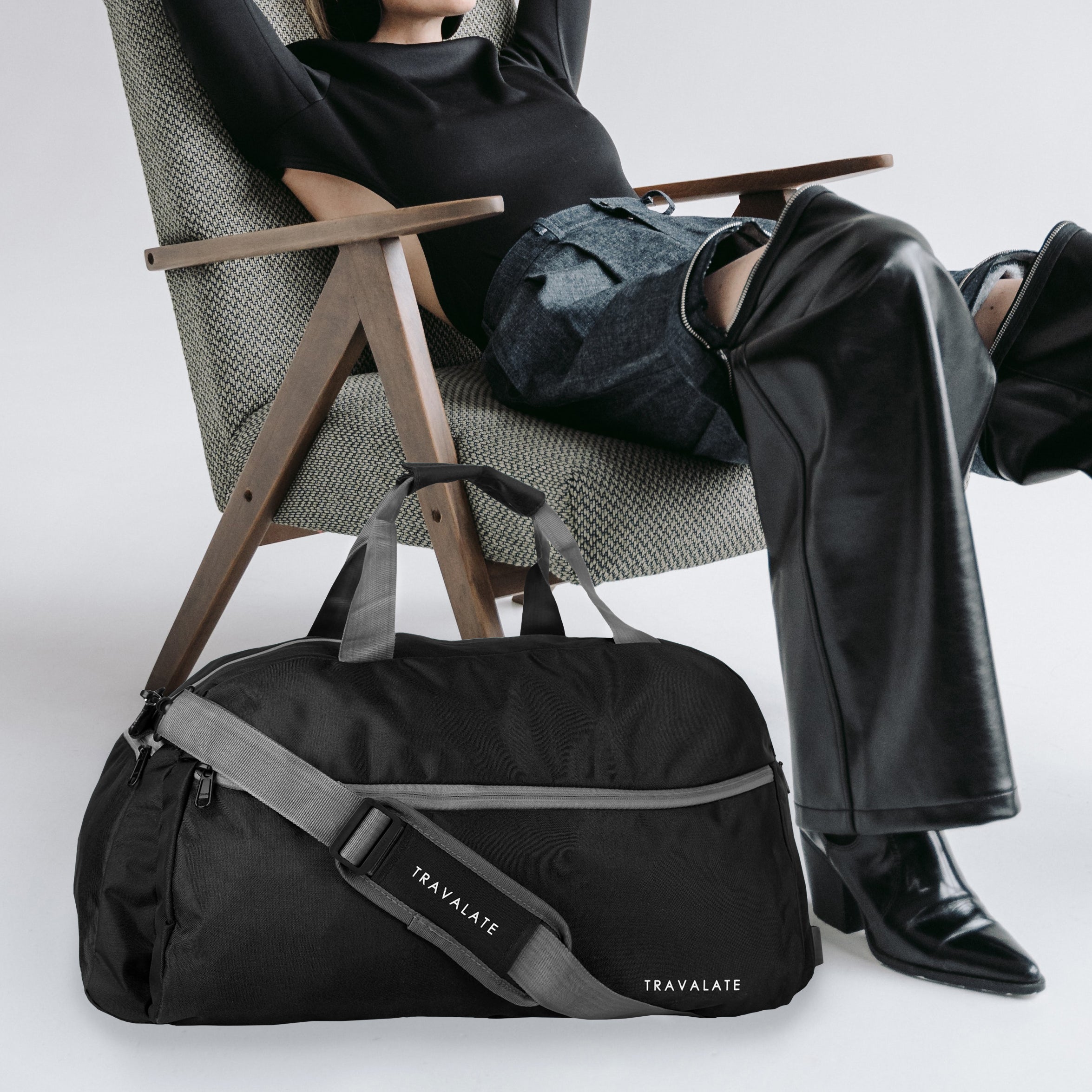 Ultra Light Travel Duffle Bag_Black