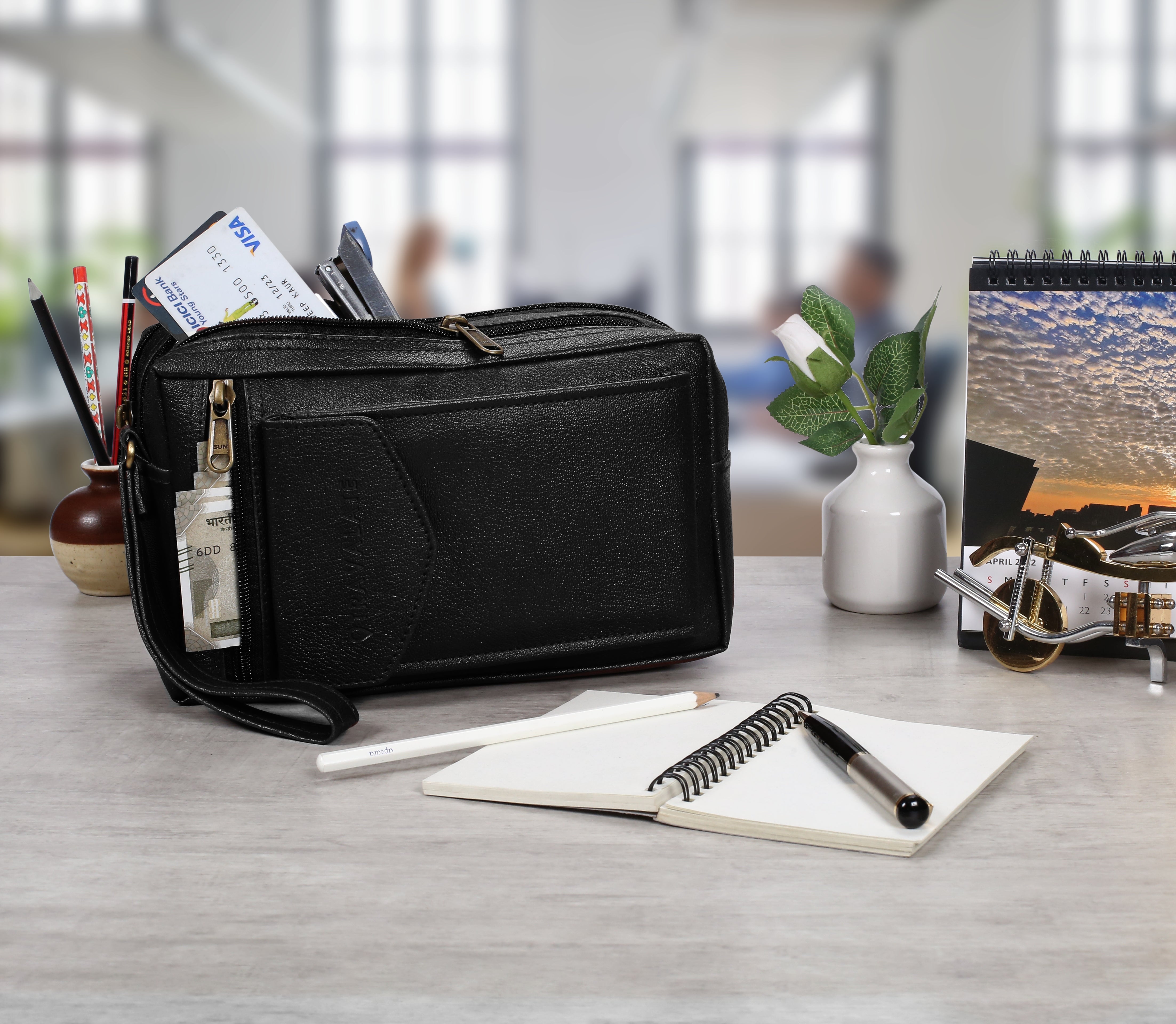 Multipurpose Men Handcuffs Leather Cash Bag | Black